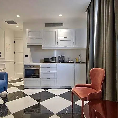 Holm Boutique & Hotel